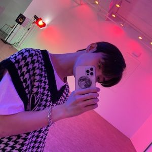 Meet your Posher, Noar